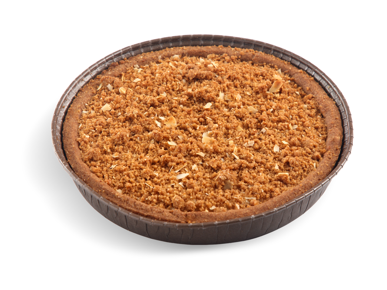 Een speculaastaartje met een kruimelige topping in een papieren bakvorm.