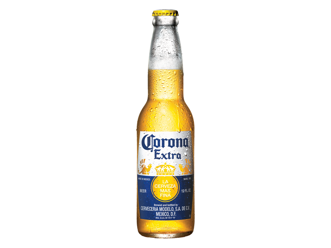 Sticlă de bere Corona Extra cu condens, având logo-ul mărcii și text.