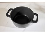 Panela de alumínio Silvercrest® com revestimento antiaderente preto e escala de medição.