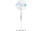 Ventilador de chão branco com três pás.