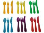 Setovi šarenog plastičnog pribora za jelo Silvercrest® u narančastoj, žutoj, zelenoj, plavoj, ljubičastoj i crvenoj boji.