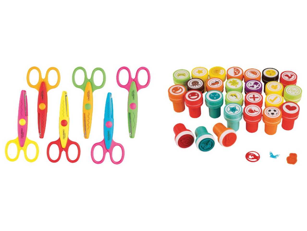 Spalvotos žirklės su raštais ir antspaudų rinkinys su įvairiais paveikslėliais.