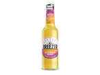 Fles gearomatiseerde alcoholische drank met passievrucht- en mangosmaak.