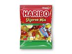 En Haribo Stjerne Mix-pose med vingummi og en Haribo-bjørn i en raket.