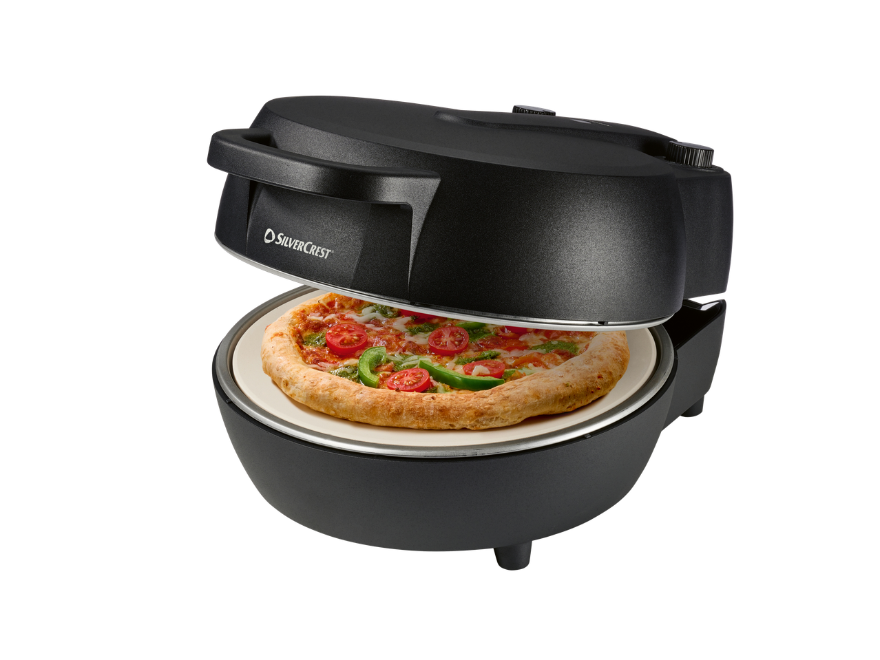 Cuptor electric de pizza Silvercrest cu o pizza proaspăt preparată.