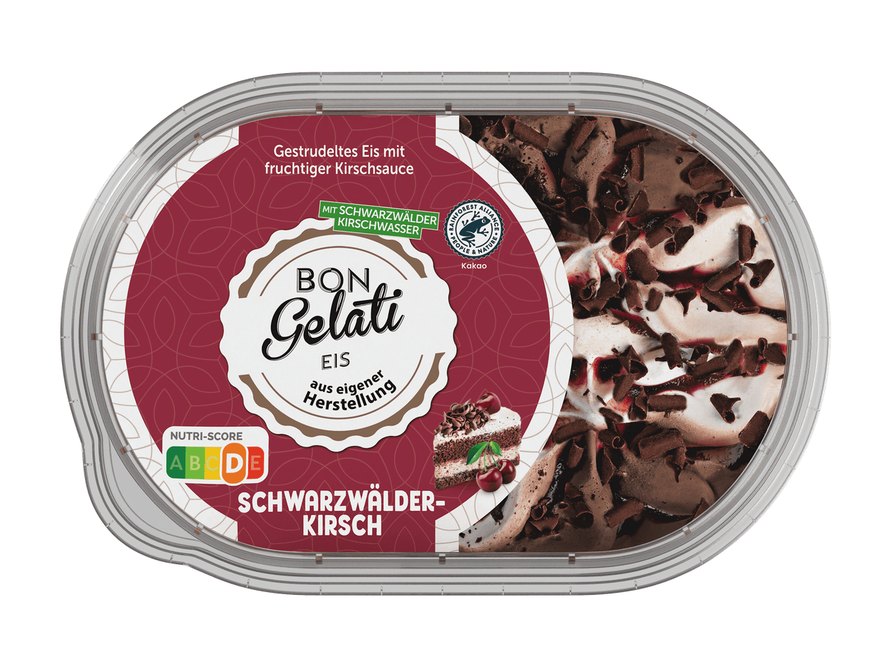 Eiscreme mit Kirschsauce und Schokostückchen, verziert mit einem Stück Schwarzwälder Kirschtorte.