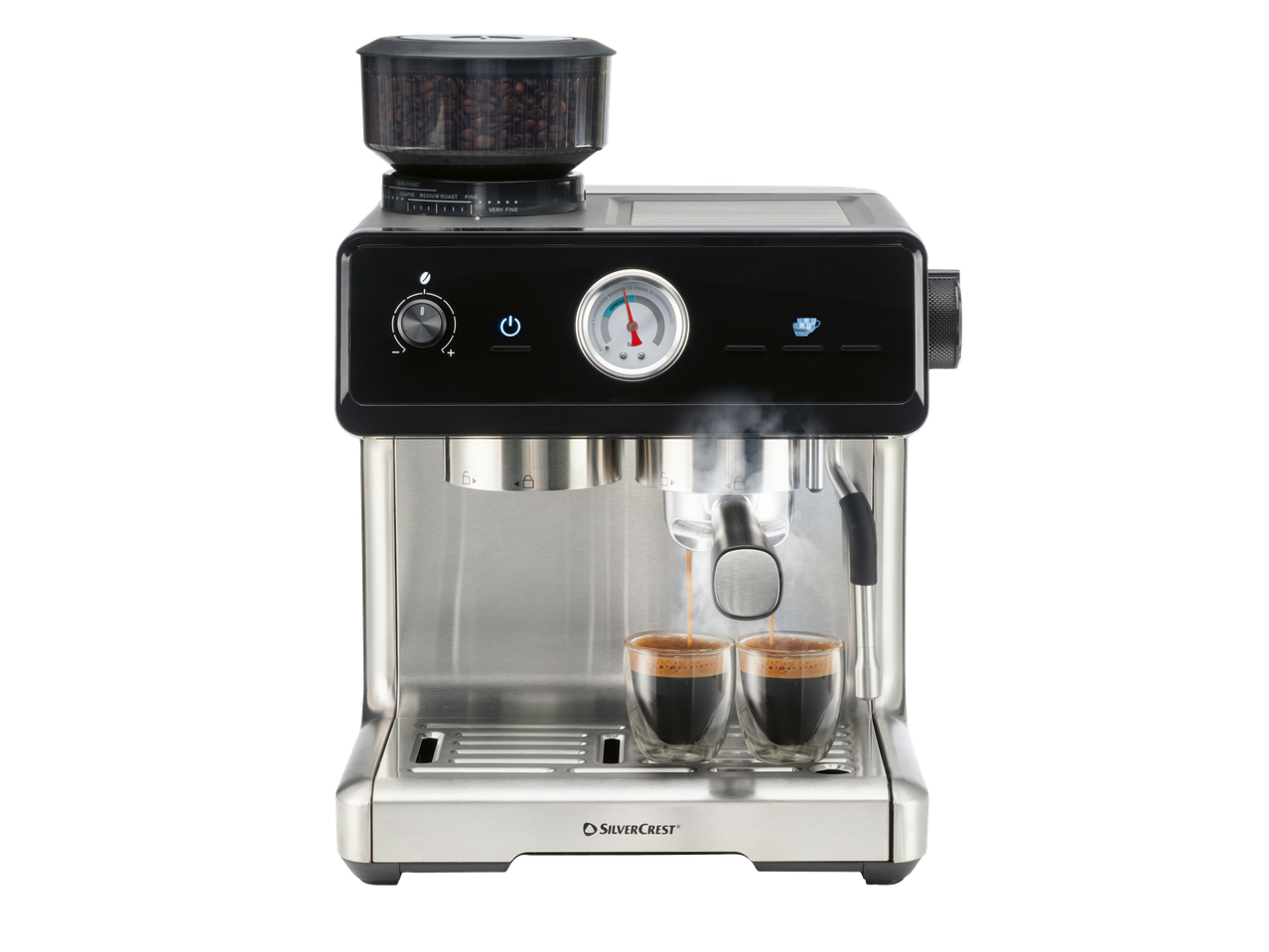 SilverCrest espressomasin integreeritud veskiga valmistamas kahte espressot.
