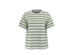 Zöld és fehér csíkos rövid ujjú póló.