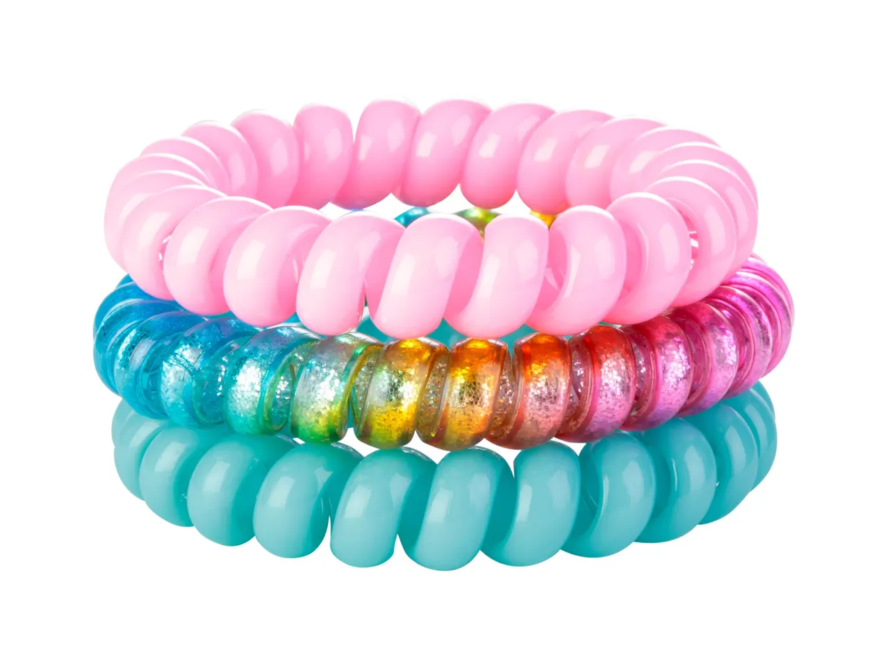Tre elastici per capelli a spirale, rosa, glitterati e azzurri, impilati.