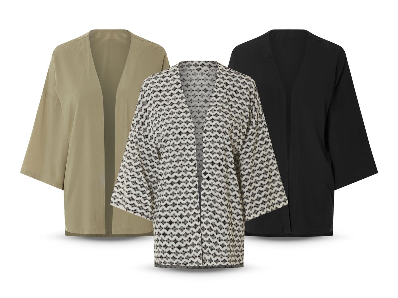 Tri ženske kimono jakne u različitim bojama i uzorcima.