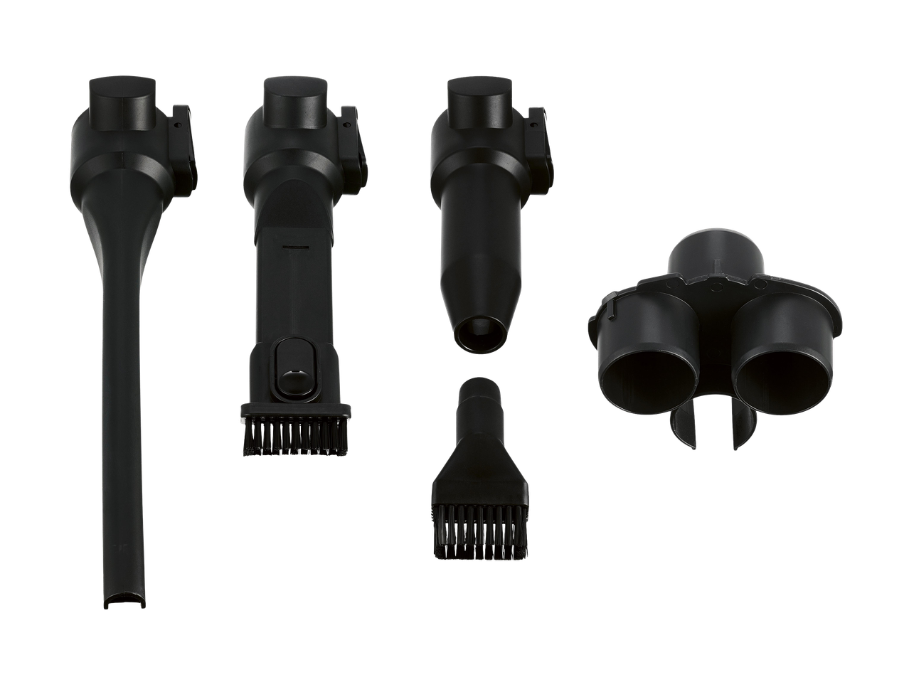 Fekete porszívó tartozékok: résszívó, kefe és adapterek.