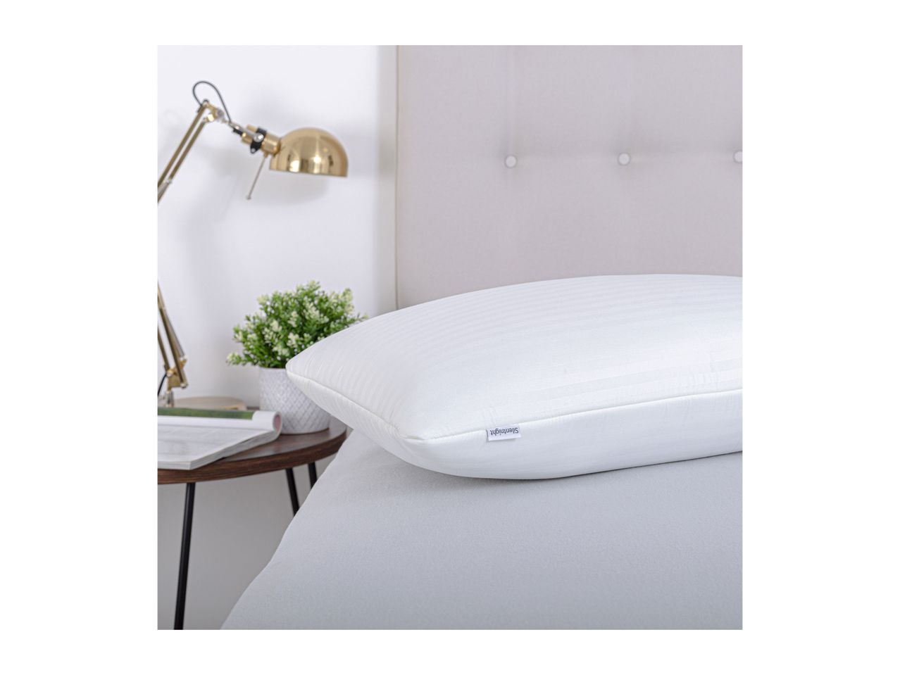 Go to full screen view: Silentnight Memory Foam Anti - Bacterial Pillow - Image 6