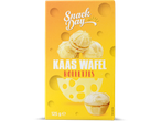 Snack Day kaaswafels in een gele doos.