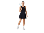 Raquete de badminton e vestido preto; mulher pronta para o jogo.
