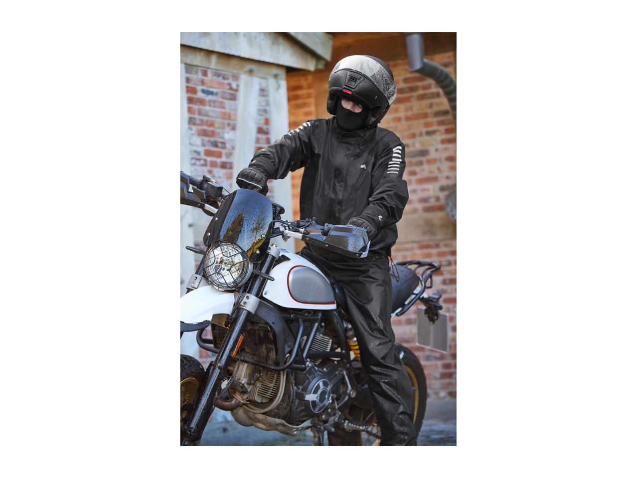 Go to full screen view: Crivit Motorcycle Balaclava - Image 4