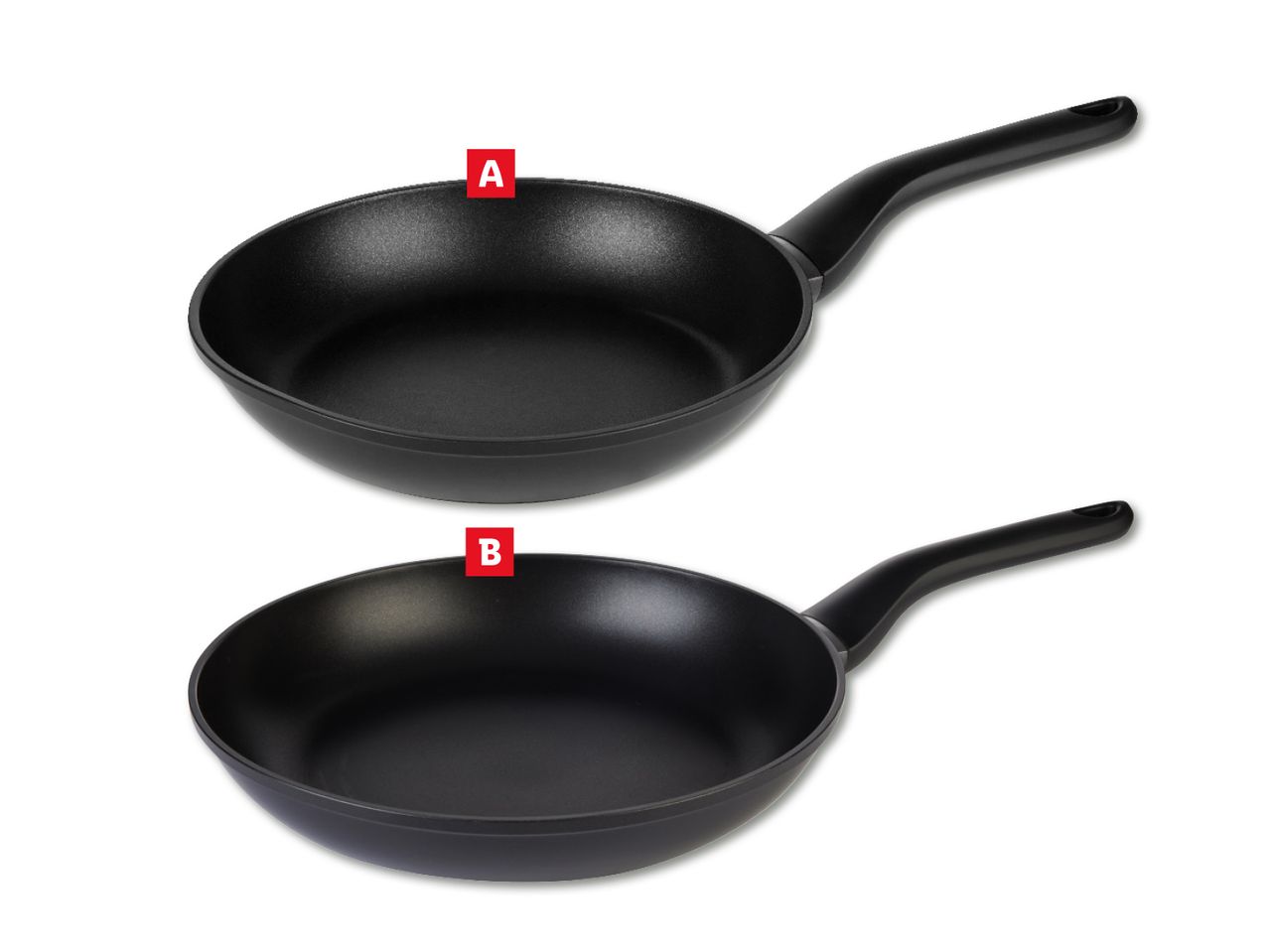Divi melni čuguna wok pannas.