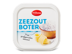 Milbona zeezoutboterkuipje met boterkrullen en een kommetje zeezout.