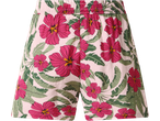 Pantaloni scurți de damă ESMARA cu imprimeu floral fuchsia și frunze verzi pe fond alb.