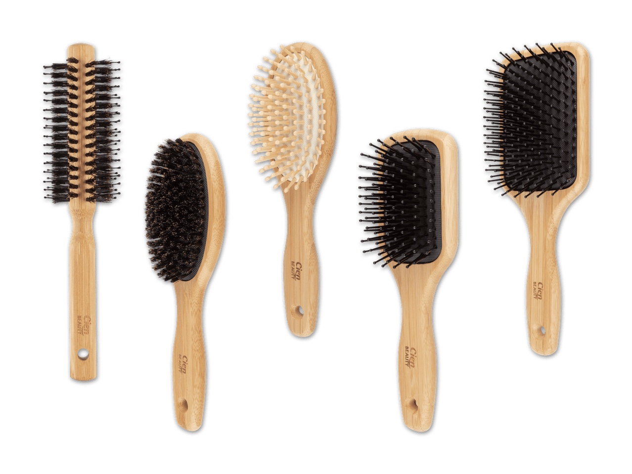 Fünf Cien Beauty Haarbürsten aus Bambus mit verschiedenen Borstenarten.