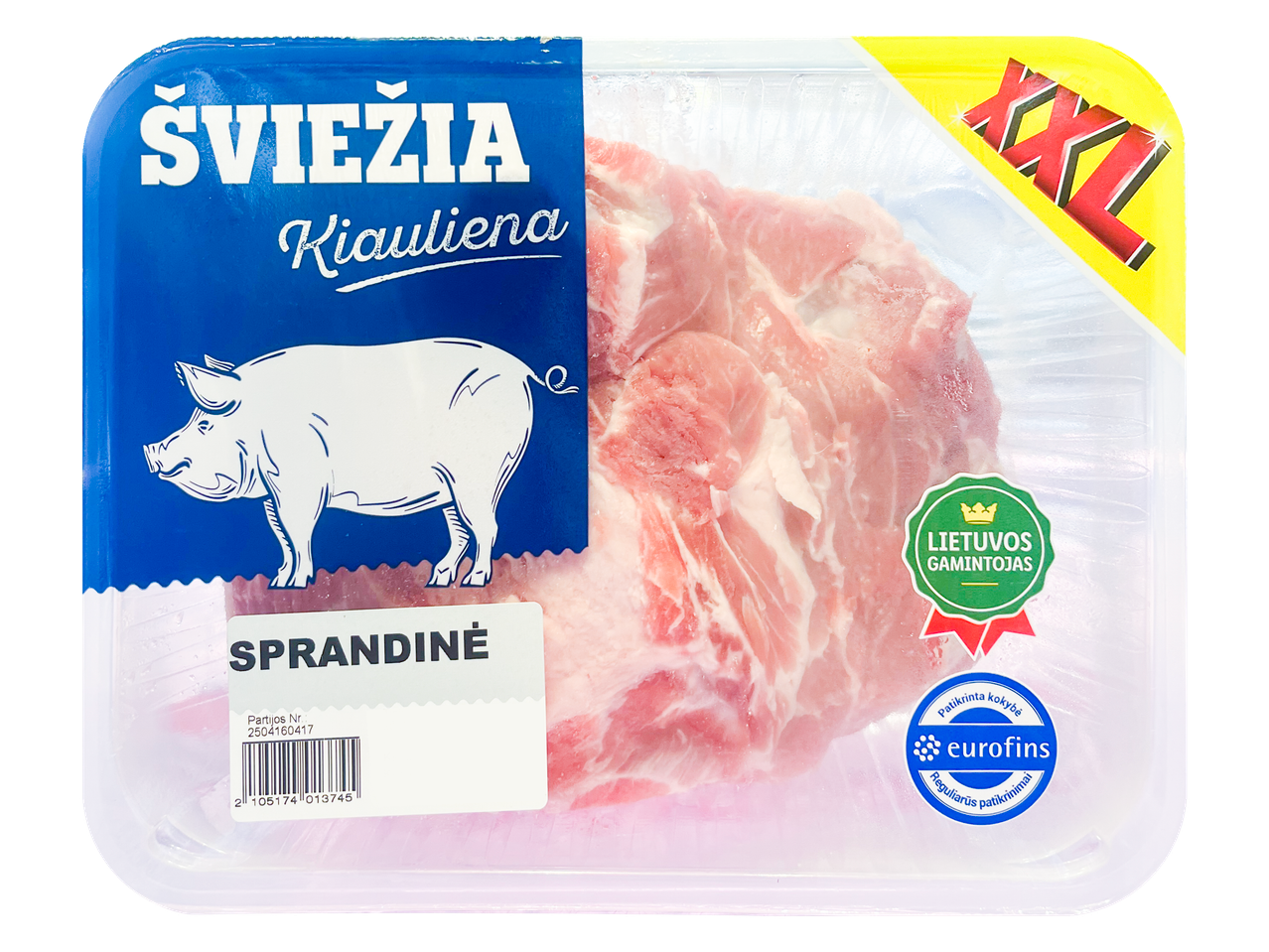 Šviežia kiaulienos sprandinė pakuotėje su užrašu „XXL“ ir „Lietuvos gamintojas“.