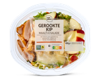 Chef Select salade met gerookte kip, appels en croutons.