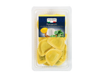 Italiamo Panzerotti met ricotta, spinazie en citroenschilvulling.