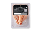 Poussin i bakke med sort etiket, der angiver produktinformation og næringsindhold.
