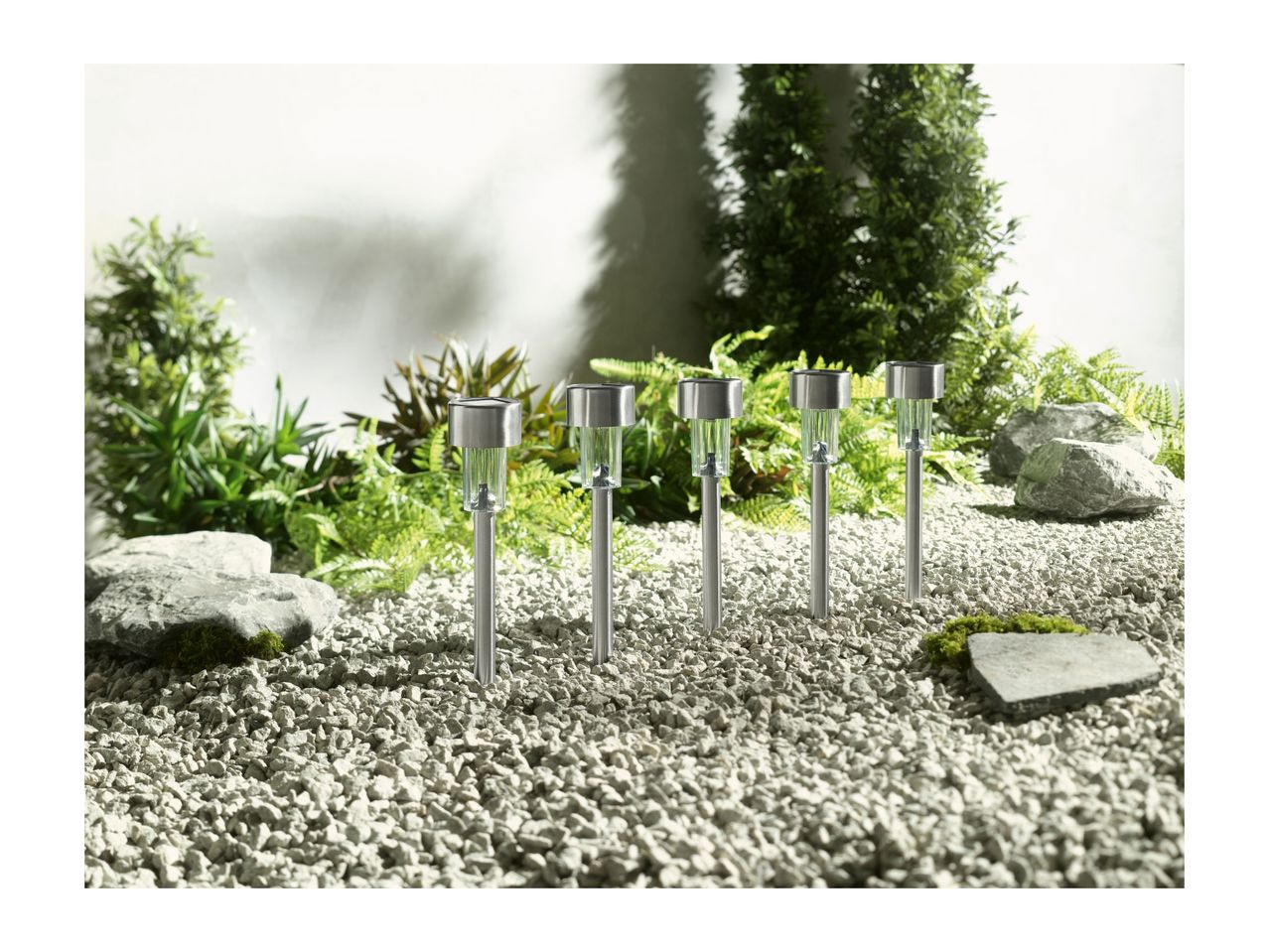 Go to full screen view: Livarno Home LED Solar Lights - 5 Pack - Image 4