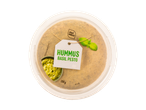 Hummus pesto cu busuioc Chef Select într-un recipient de plastic.