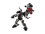 Ein mecha-artiger Roboter, der einen kleineren Roboter trägt.