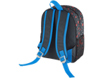 Uma mochila preta com tema do Homem-Aranha e alças azuis.