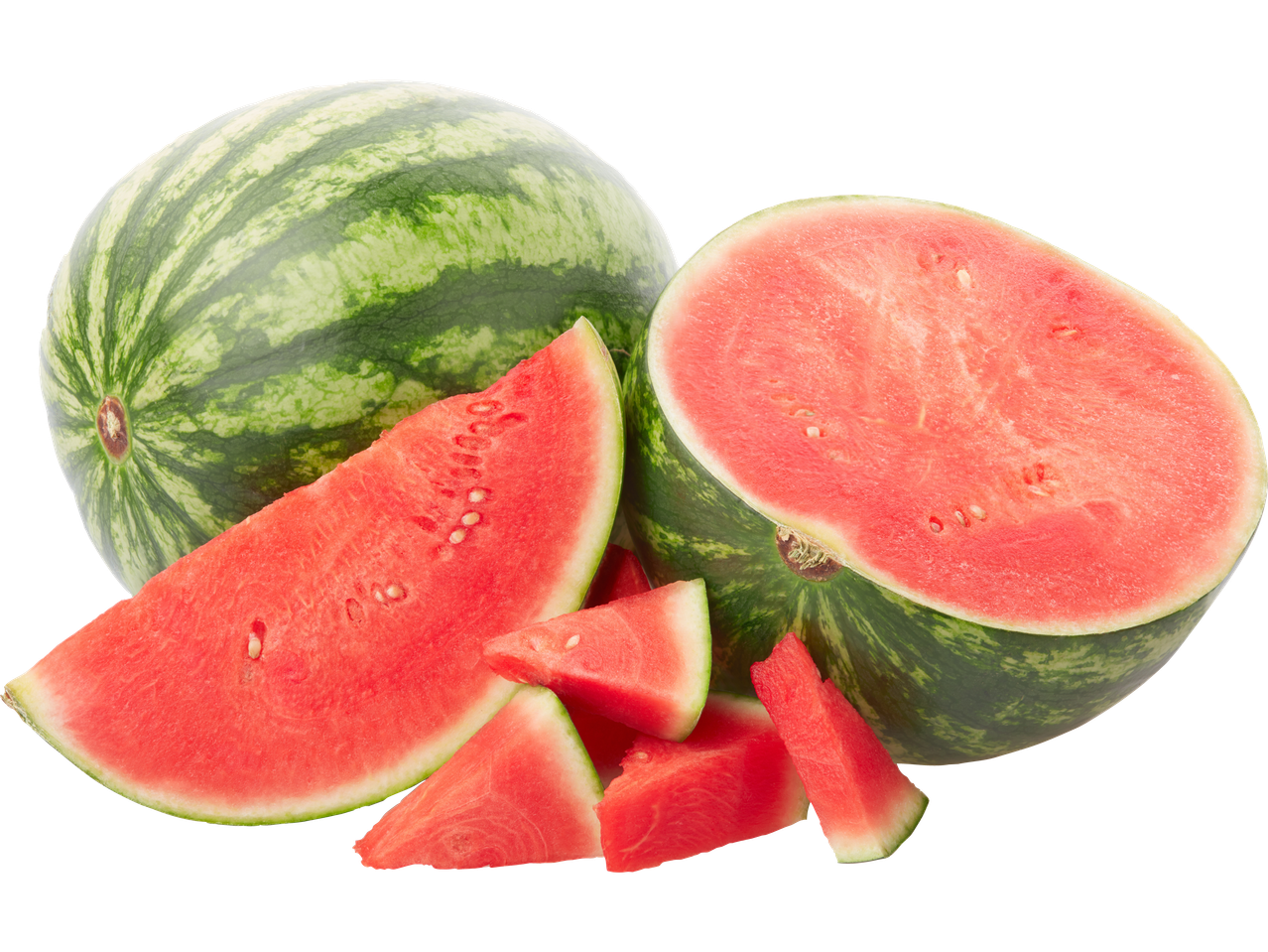 Hel och skivad vattenmelon med röda klyftor och bitar.