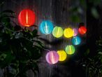 Ghirlanda di luci solari a sfera colorate per esterni.