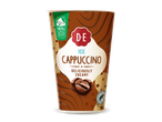 IJs cappuccino in een beker met de tekst '40% minder plastic' en 'Heerlijk romig'.