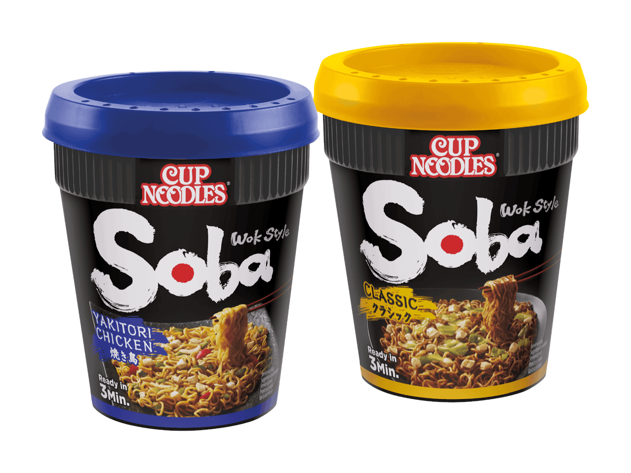 Zwei Becher Cup Noodles Soba, einer mit Yakitori Chicken und der andere mit Classic Geschmack.