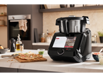 Monsieur Cuisine Smart: robot de bucătărie multifuncțional și flammkuchen.