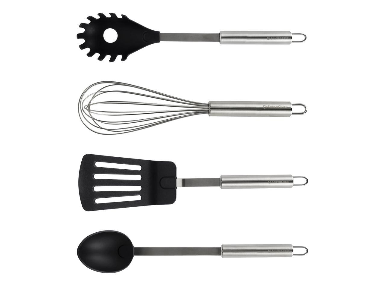 Vier Küchenutensilien: Spaghettilöffel, Schneebesen, Pfannenwender und Schöpflöffel.