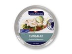 Craaften tunsalat i en klar beholder.