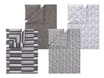 Vier Bettwäsche-Sets mit verschiedenen Mustern: Streifen, Blätter, Paisley und Blumen.