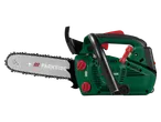Parkside® benzinska testera za orezivanje drveća sa zelenim kućištem i crvenim detaljima na crnoj pozadini.