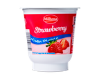 Milbona aardbeiyoghurt in een bekertje.
