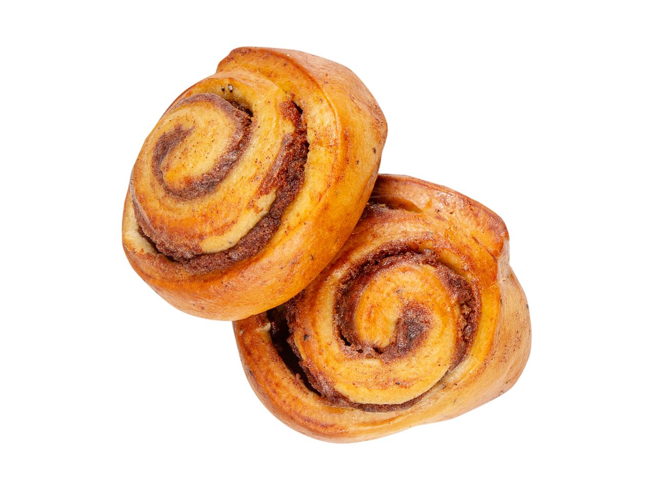 Kaksi kanelipullaa valkoisella taustalla