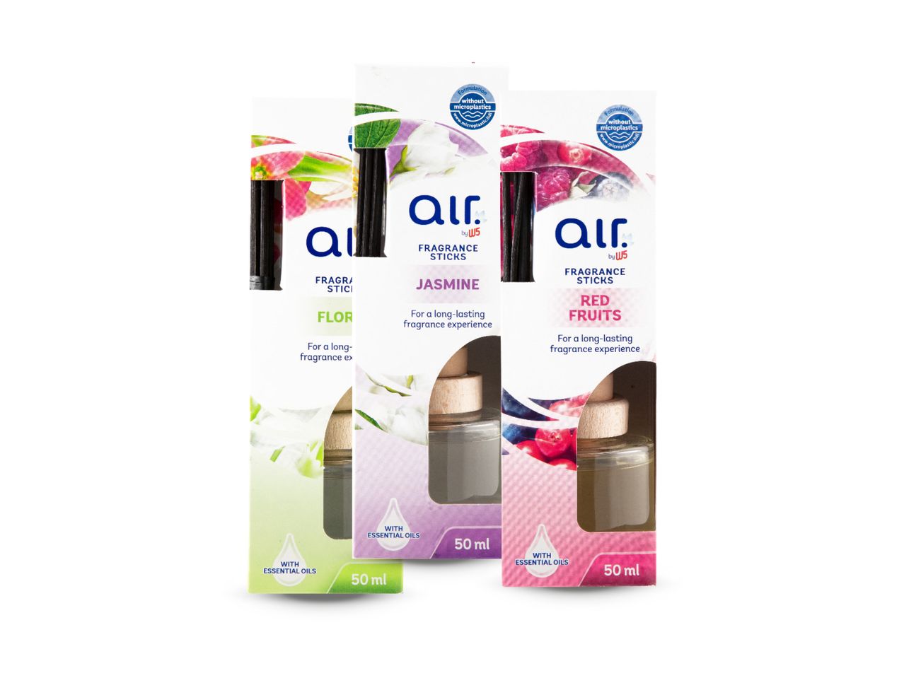 Tri Air Wick aroma difuzora s drvenim štapićima u različitim mirisima.