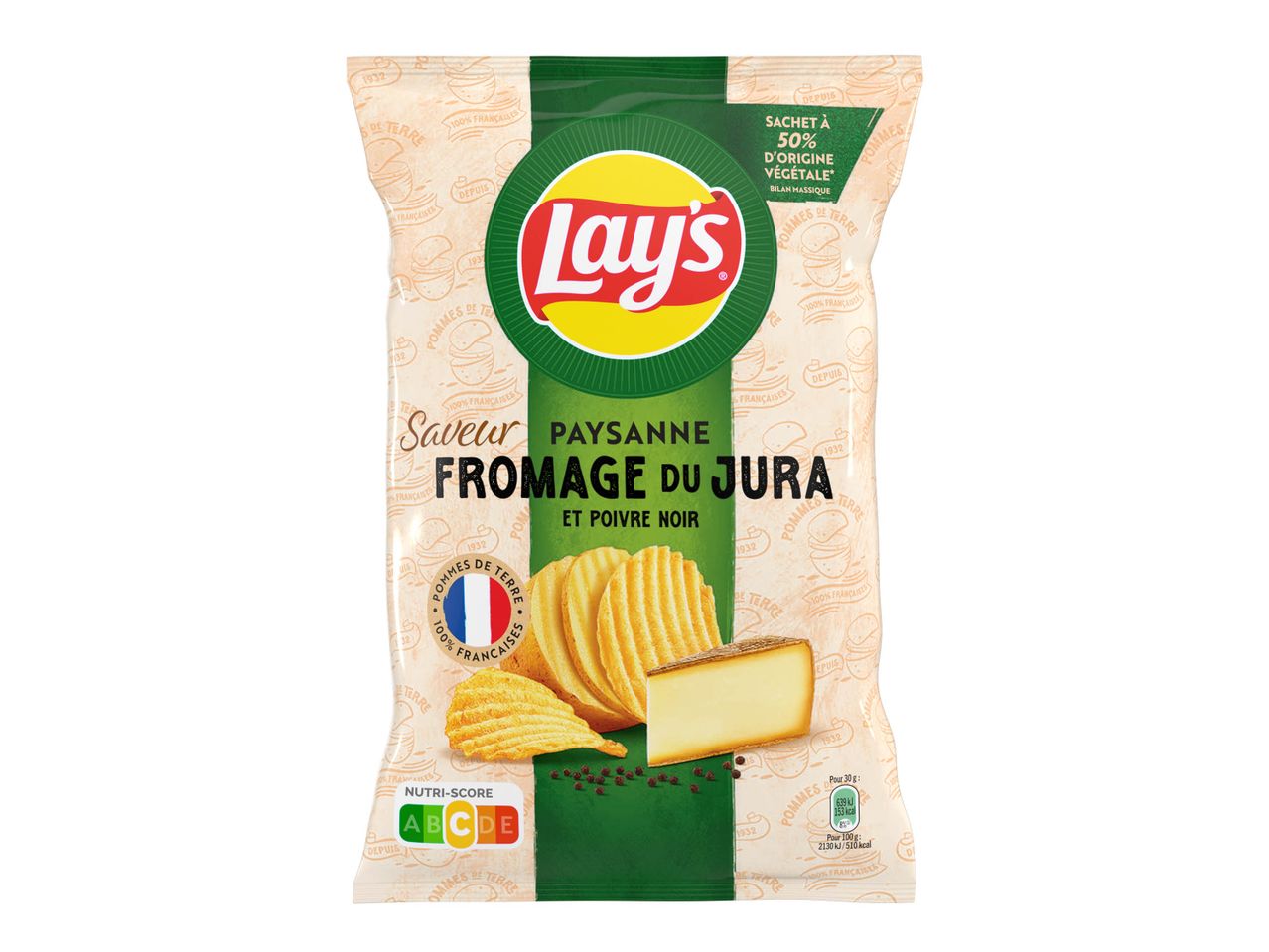 Un paquet de chips Lay's saveur fromage du Jura et poivre noir, avec un Nutri-Score D.