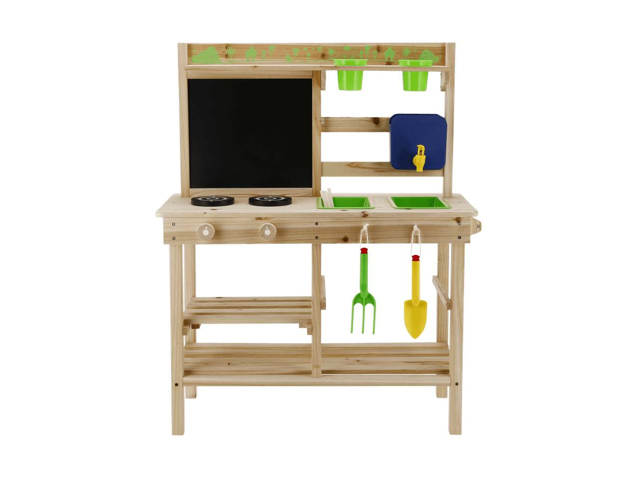 Cuisine de jeu en bois avec tableau noir, évier, robinet et outils de jardinage.