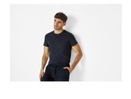 Tricou și pantaloni de trening bărbați: stil casual.