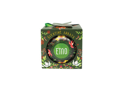 Kalėdinis žalias burbulas su juoda arbata