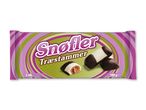 Pakke med to chokoladeovertrukne kager med fyld, med teksten 'Snøfler Træstammer'.