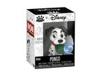 Hvid og sort hundefigur med grøn skål i en æske med Disney-tema.
