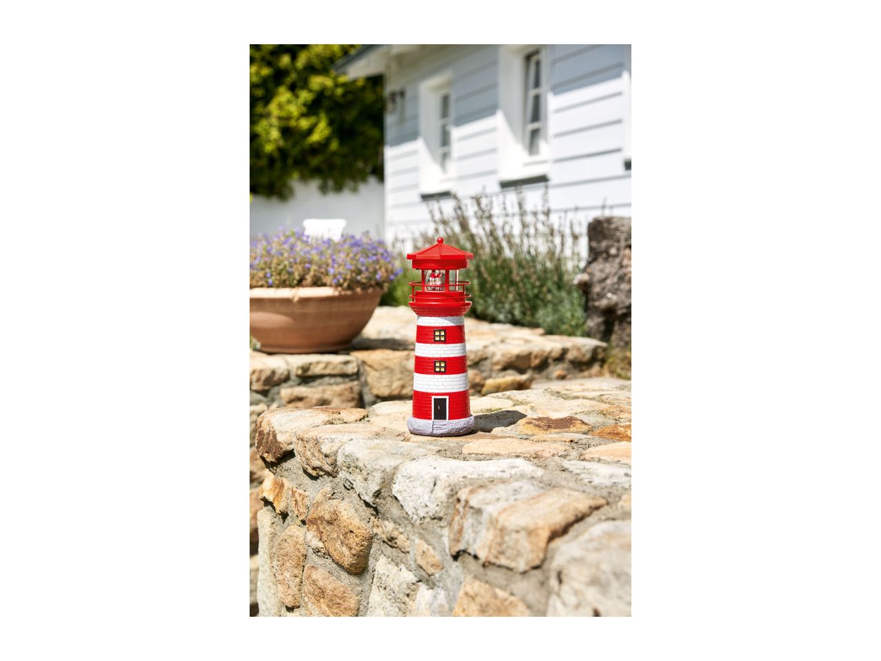 Go to full screen view: Livarno Home Decorative Solar-Powered Light - Lighthouse - Image 3